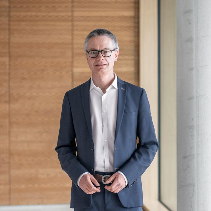 image.mobile_small.v2.schiefelbein.third_side